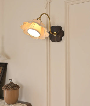 Rosette Wall Lamp