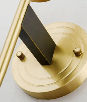 Alouette Wall Lamp
