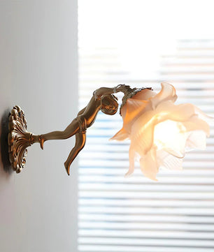 Putti Statuettes Brass Wall Lamp