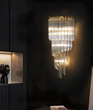 Amici Wall Lamp
