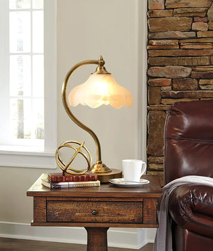 Magnolya Flower Table Lamp