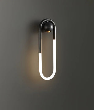 Rudi Loop Wall Lamp
