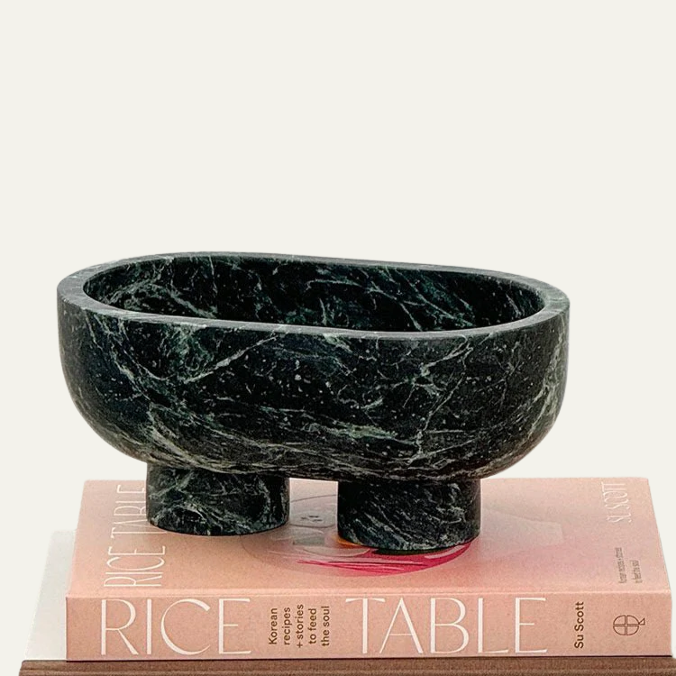 The Carrara Low-Profile Stone Plinth